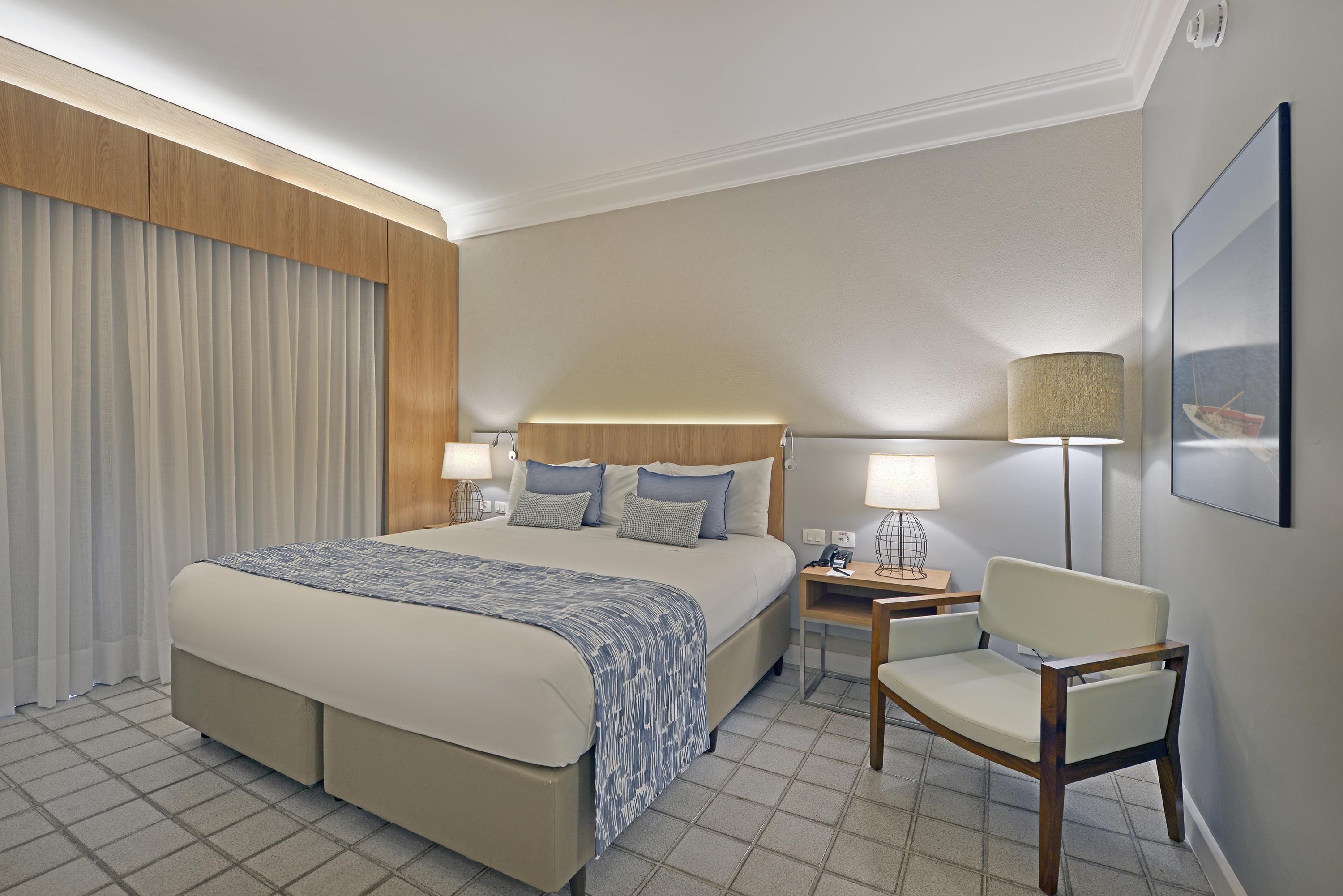 Hotel Deville Prime Salvador Ngoại thất bức ảnh A bedroom in the new hotel
