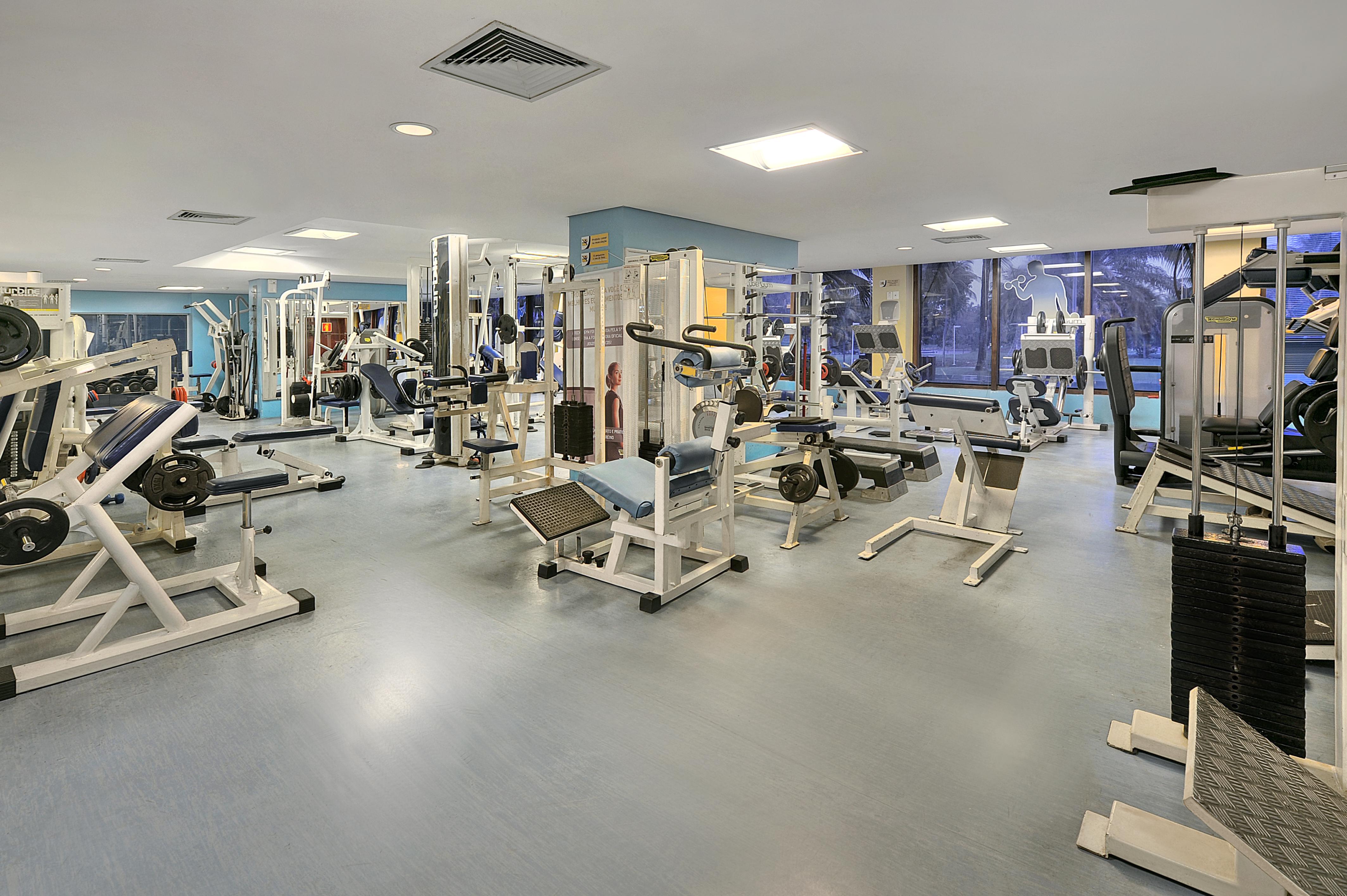 Hotel Deville Prime Salvador Ngoại thất bức ảnh The gym at the hotel