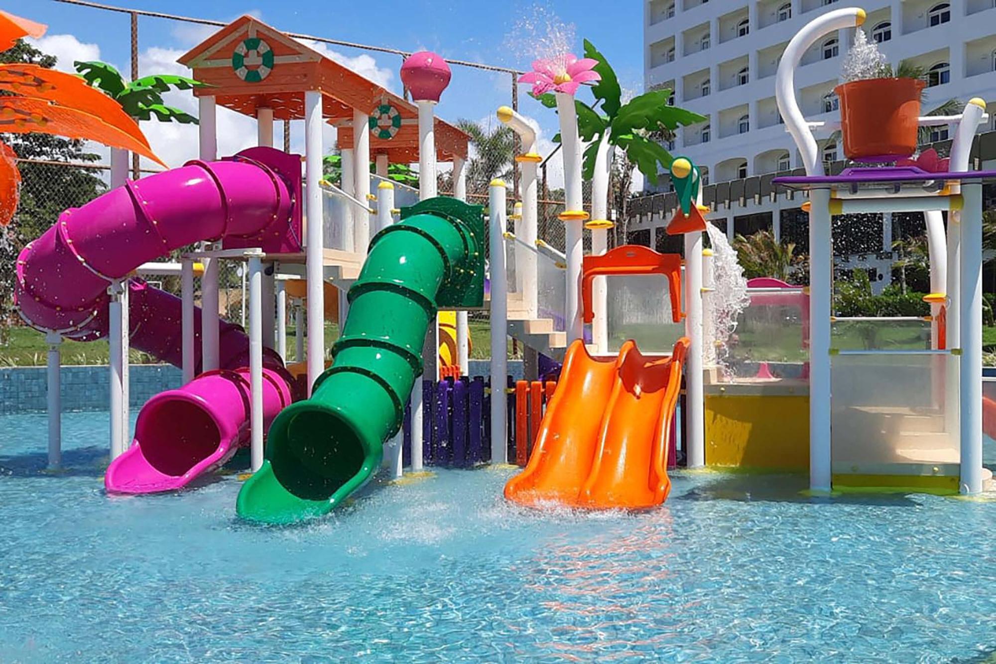Hotel Deville Prime Salvador Ngoại thất bức ảnh Water park